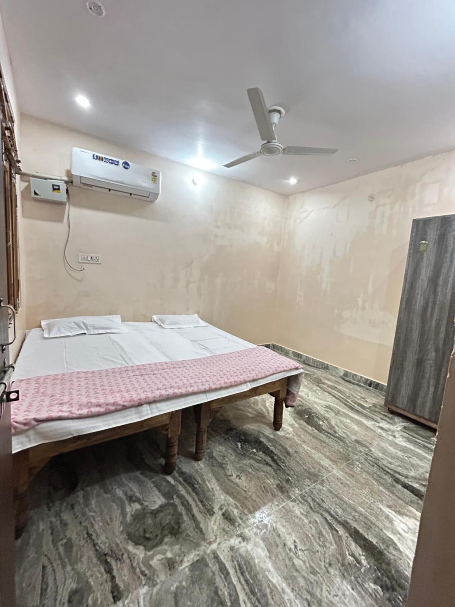 Vishwanath Residency Villa Prayagraj Exterior photo